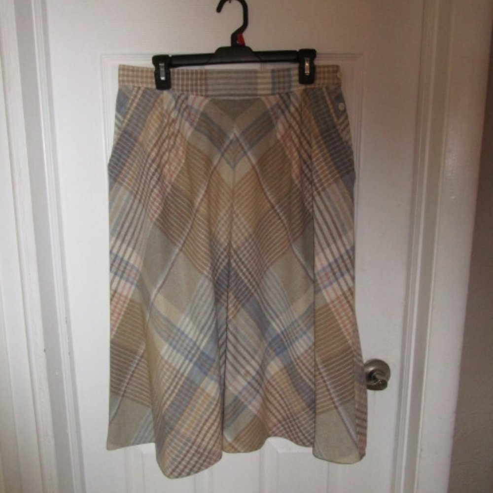 Barkley Square Flannel Skirt Size 17/18